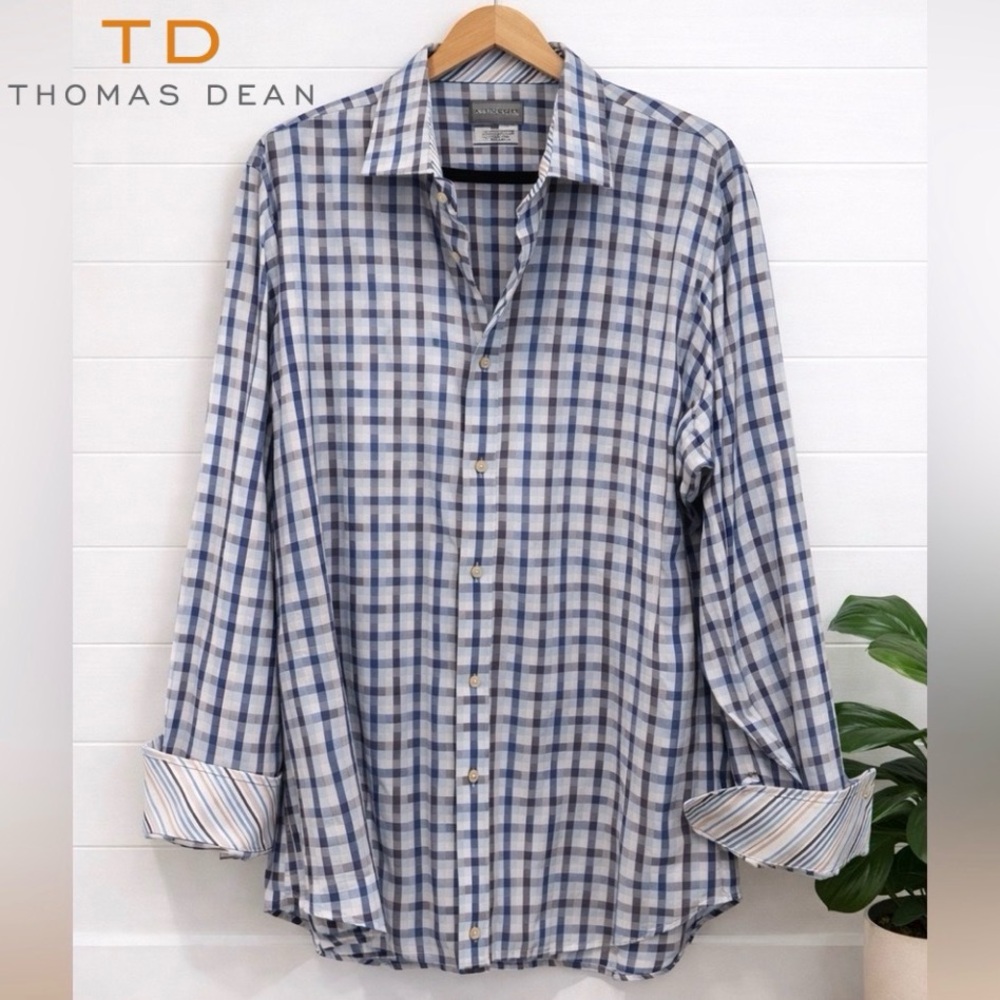 💙 Thomas Dean Men’s XL Button-Up Shirt – Blue Plaid Check Excellent Condition 💙 - Picture 2 of 6